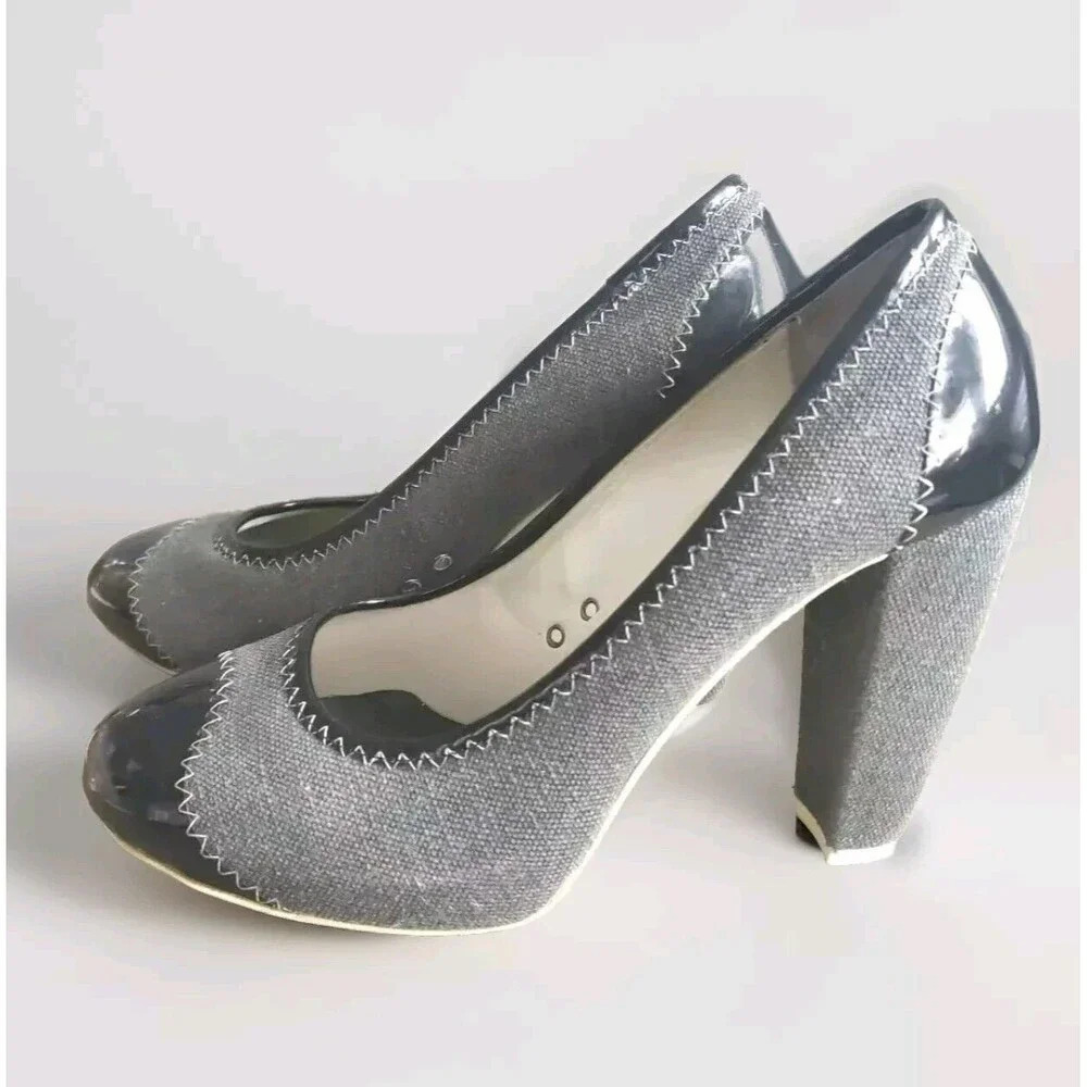 Theory Patent Leather Heels Size 9 Gray Black Canvas Whip Stich Cap Toe Career